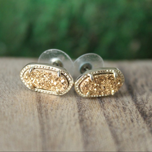 Kendra Scott Jewelry - Kendra Scott Ellie Gold Stud Earrings